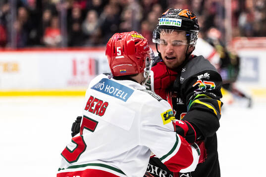 MoDos August Berg och Örebros Glenn Gustafsson
