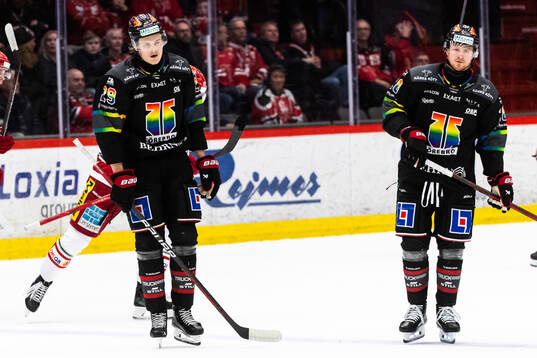 Örebros Milton Oscarson och Linus Arnesson deppar