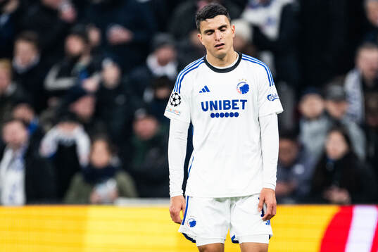 Mohamed Elyounoussi of FC Copenhagen looks dejected