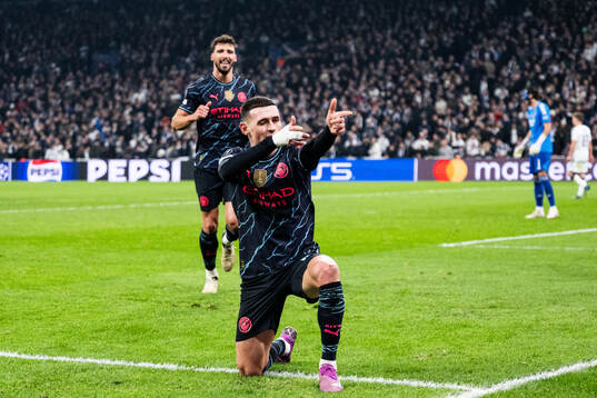 Phil Foden of Manchester City celebrates