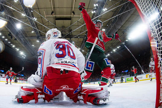 Frölundas Carl Klingberg jublar
