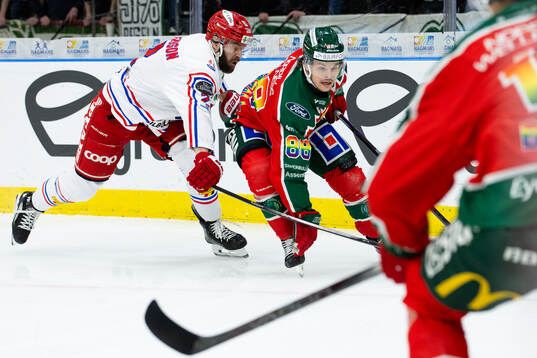 Timrås  Axel Rindell och Frölundas Malte Strömwall