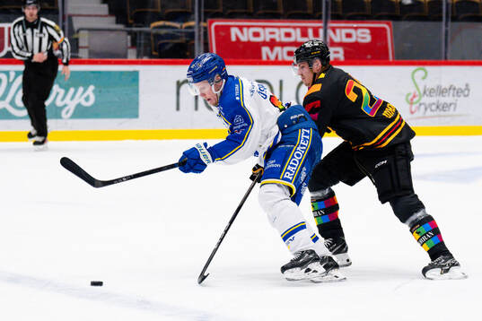 Leksands Kalle Östman och Skellefteås Jonathan Johnson