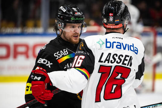 Luleås Brendan Shinnimin och Malmö Redhawks Matias Lassen