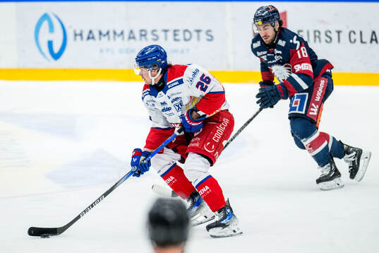 Oskarshamns Lukas Pilö och Linköpings Remi Elie