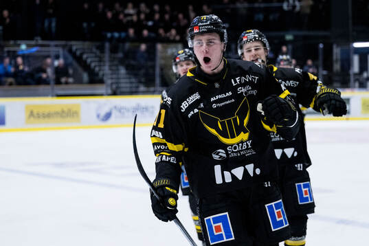 Västerås Herman Träff jublar