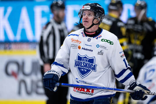 Karlskogas Hampus Plato deppar