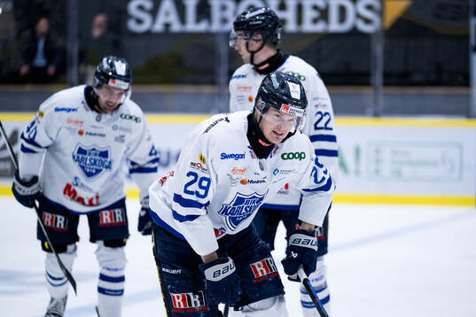 Karlskogas Albin Eriksson jublar