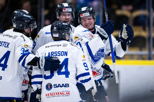 Karlskogas Eskild Bakke Olsen jublar