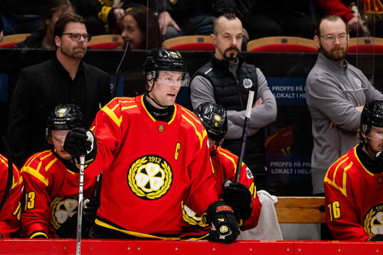 Brynäs Johan Larsson reagerar