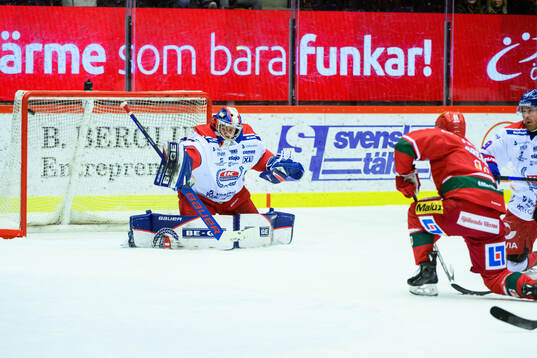 MoDos Daniel O´regan gör 2-0 på Oskarshamns målvakt