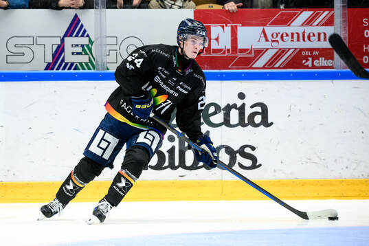 HV71s Oscar Fisker Molgaard
