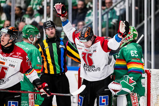 Örebros Christopher Mastomäki reagerar