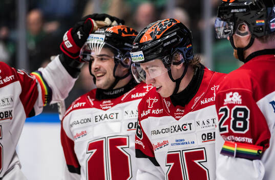 Örebros Jonathan Lekkerimäki jublar