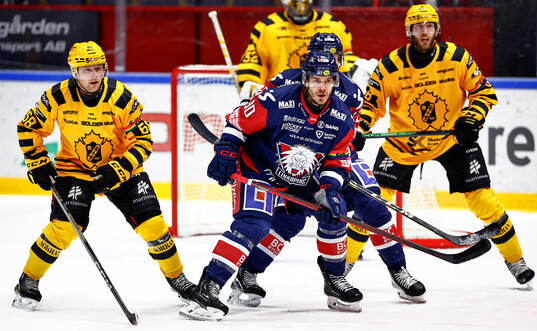Skellefteås Oskar Nilsson och Linköpings Lance Bouma