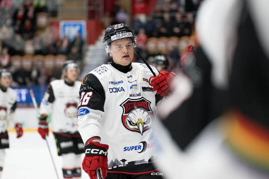 Malmö Redhawks Teemu Kivihalme jublar