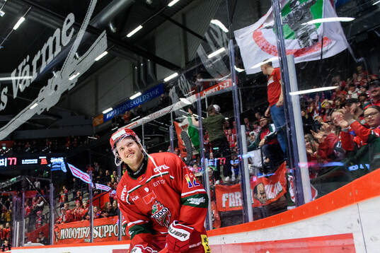 MoDos Oscar Pettersson jublar