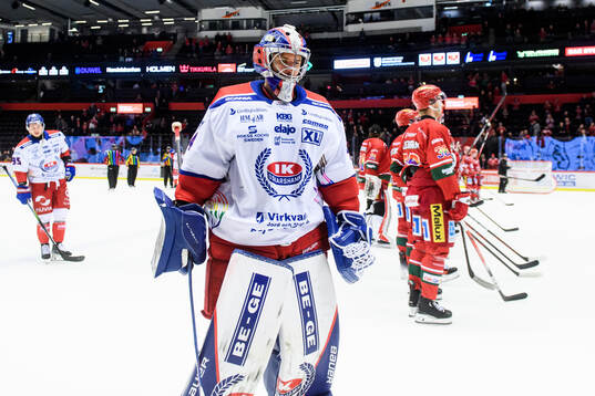Oskarshamns målvakt Marek Langhamer deppar