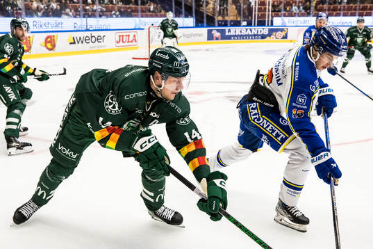 Färjestads Victor Ejdsell och Leksands Felix Unger Sörum