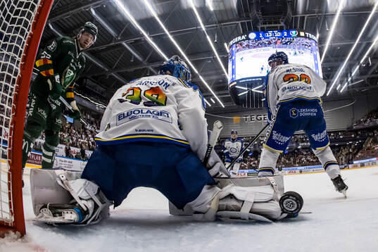 1-3 bakom Leksands målvakt Filip Larsson