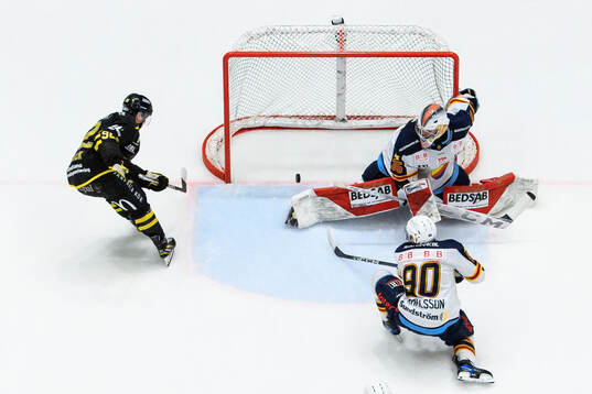 Bläddra bland fler bilder av Ishockey, Hockeyallsvenskan, AIK - Djurgården