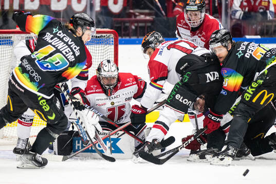 Örebros målvakt Jhonas Enroth