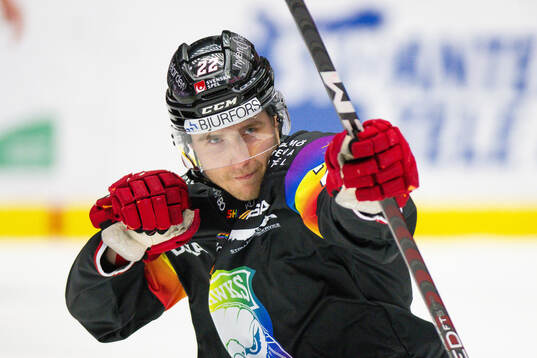 Malmö Redhawks Janne Kuokkanen jublar
