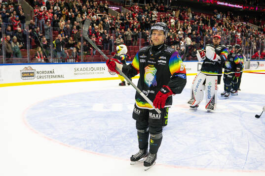 Malmö Redhawks Johan Olofsson jublar