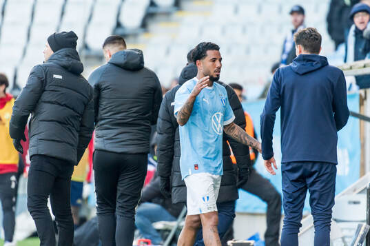 Malmö FFs Sergio Pena jublar