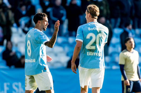 Malmö FFs Sergio Pena jublar