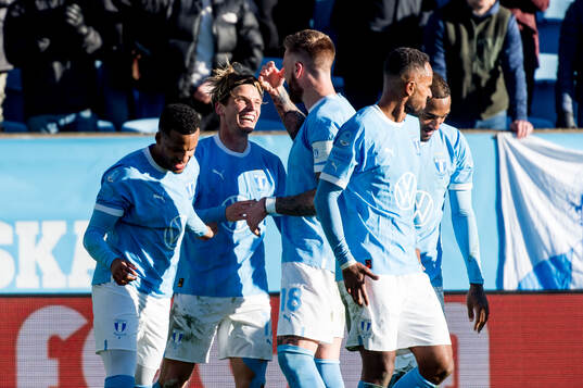 Malmö FFs Jens Stryger Larsen jublar