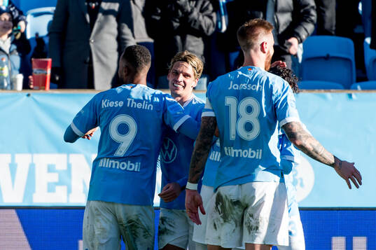 Malmö FFs Jens Stryger Larsen jublar