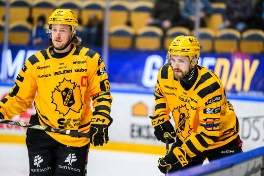 Skellefteås Jonathan Pudas och Skellefteås Arvid Lundberg