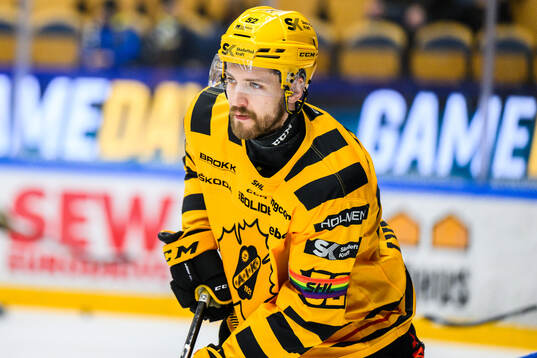 Skellefteås Arvid Lundberg innan ishockeymatchen i SHL