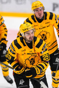 Skellefteås Dylan Sikura  jublar