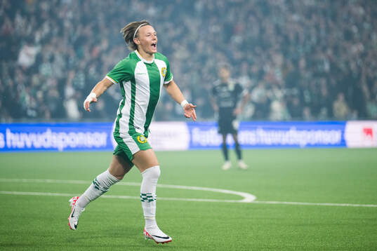 Hammarbys August Mikkelsen jublar