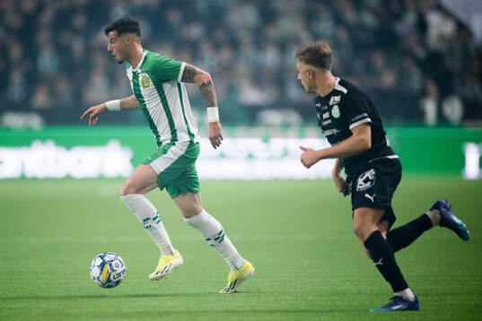 Hammarbys Viktor Djukanovic och Västerås SKs Simon Gefvert