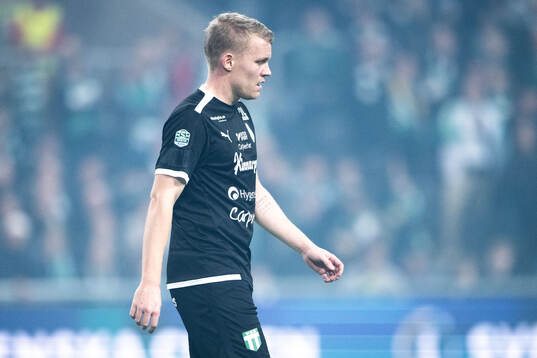 Västerås SKs Simon Johansson deppar