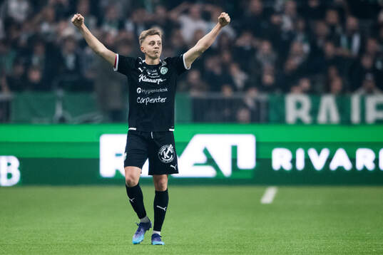 Västerås SKs Simon Gefvert jublar