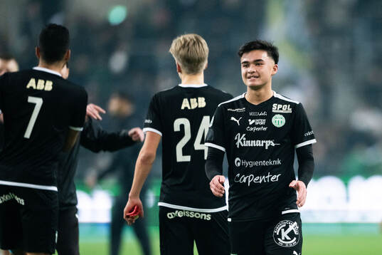 Västerås SKs Alexander Thongla-Iad Warneryd jublar