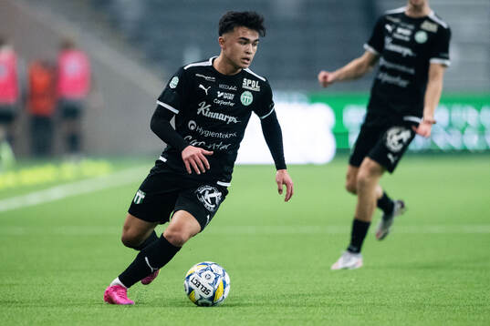 Västerås SKs Alexander Thongla-Iad Warneryd