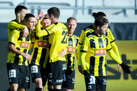 BK Häckens spelare jublar