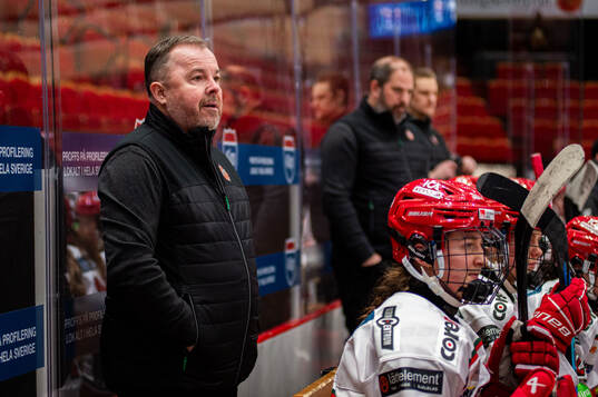 Modos assisterande tränare Mikael Wågström