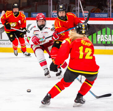 Modos Emma Goding och Brynäs Malia Schneider