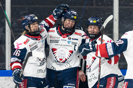 Linköpings Sara Hjalmarsson jublar