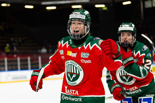 Frölundas Andrea Dalen jublar