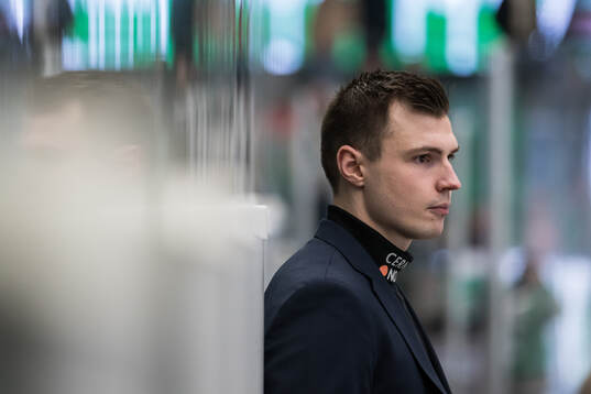 Rögles assisterande tränare Max Bohlin