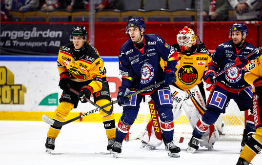 Luleås Marcus Hardegård och Linköpings Patrick Russell
