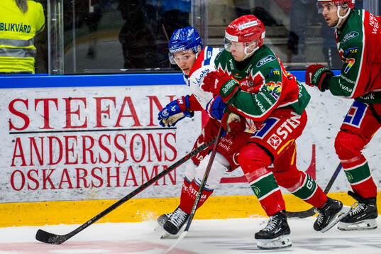 Oskarshamns Lukas Jasek och Frölundas Noah Hasa