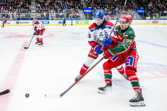Oskarshamns Gustaf Westlund och Frölundas Jere Innala